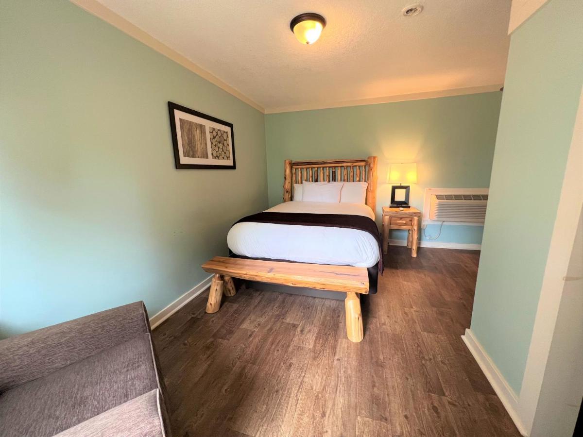 Mountain Top Inn And Resort Warm Springs Exterior foto