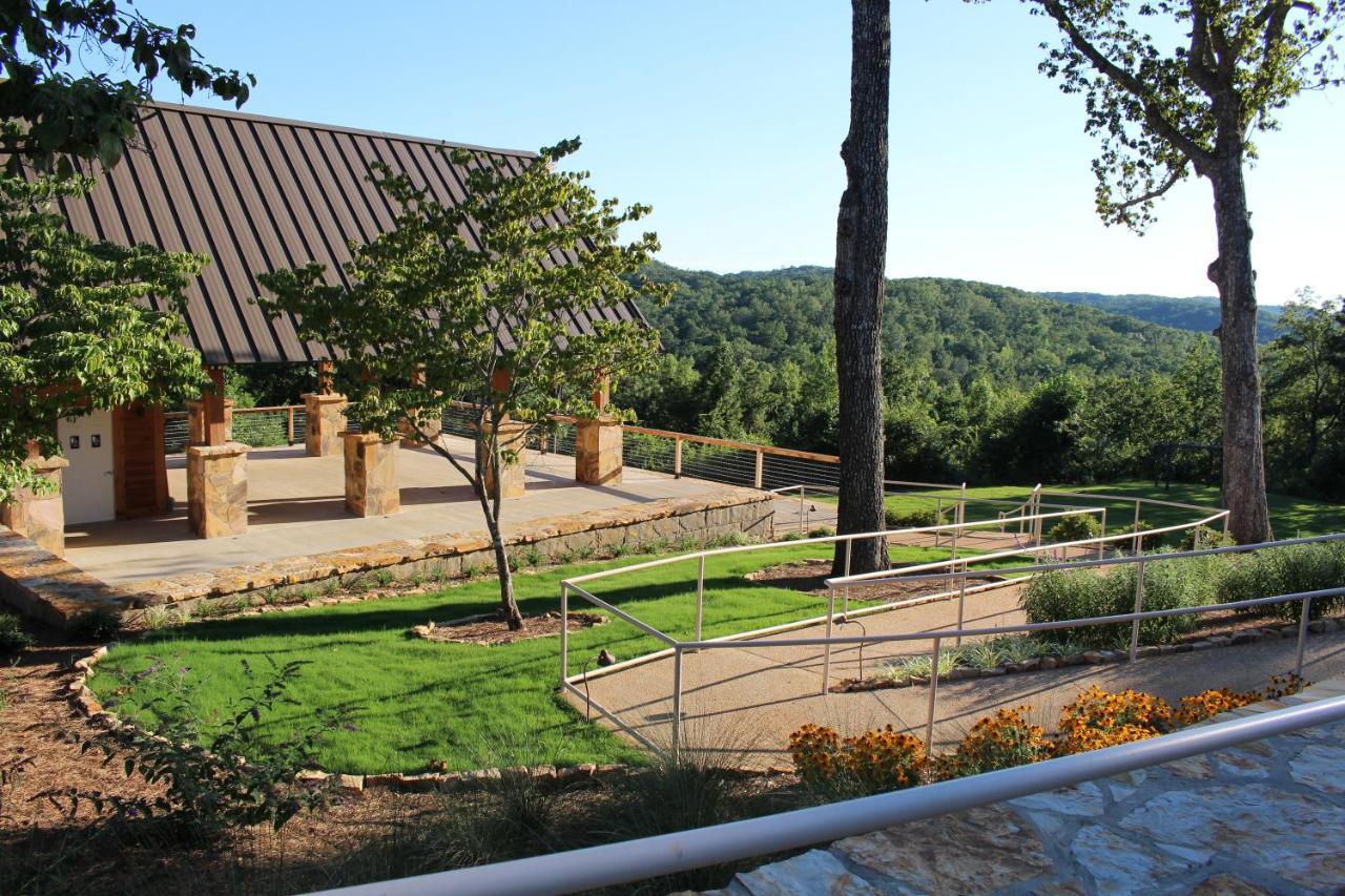 Mountain Top Inn And Resort Warm Springs Exterior foto
