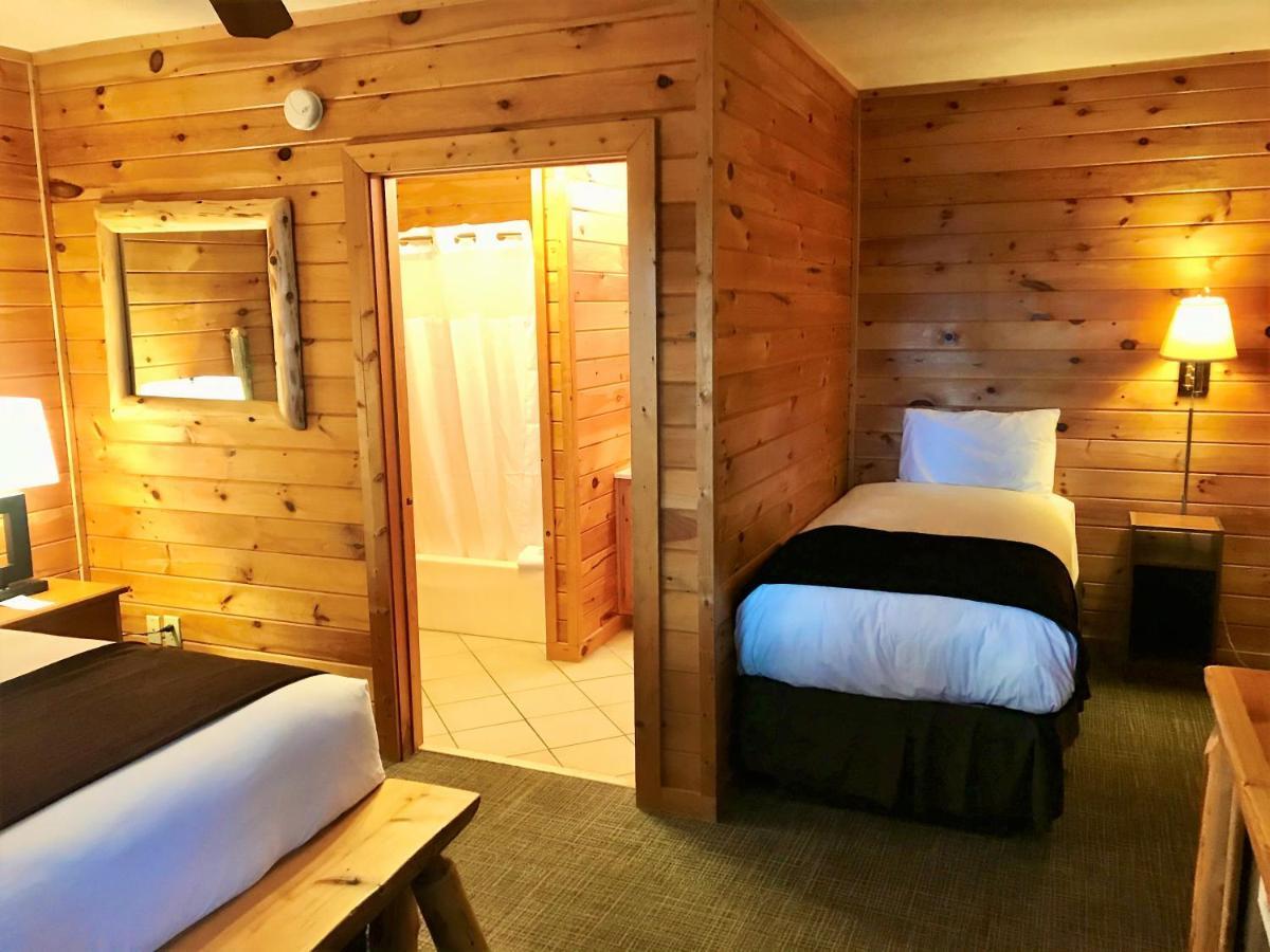 Mountain Top Inn And Resort Warm Springs Exterior foto